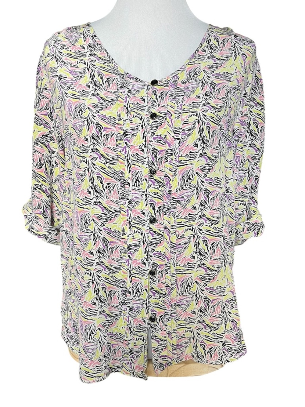 Yumi Kim 100% silk multicolor button down blouse